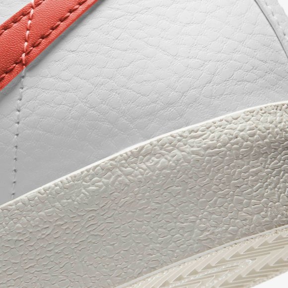 NIB Nike Blazer Mid 77 Vintage White/Habanerd Red-Sail CZ1055 101 - Picture 8 of 8